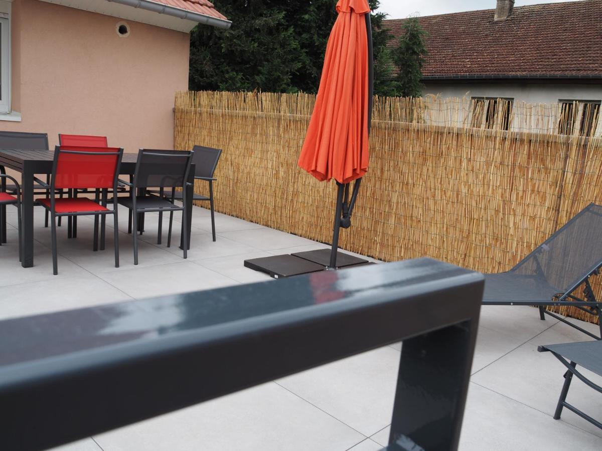 Gite Le Renouveau Avec Jacuzzi Privatif Laveline Екстериор снимка